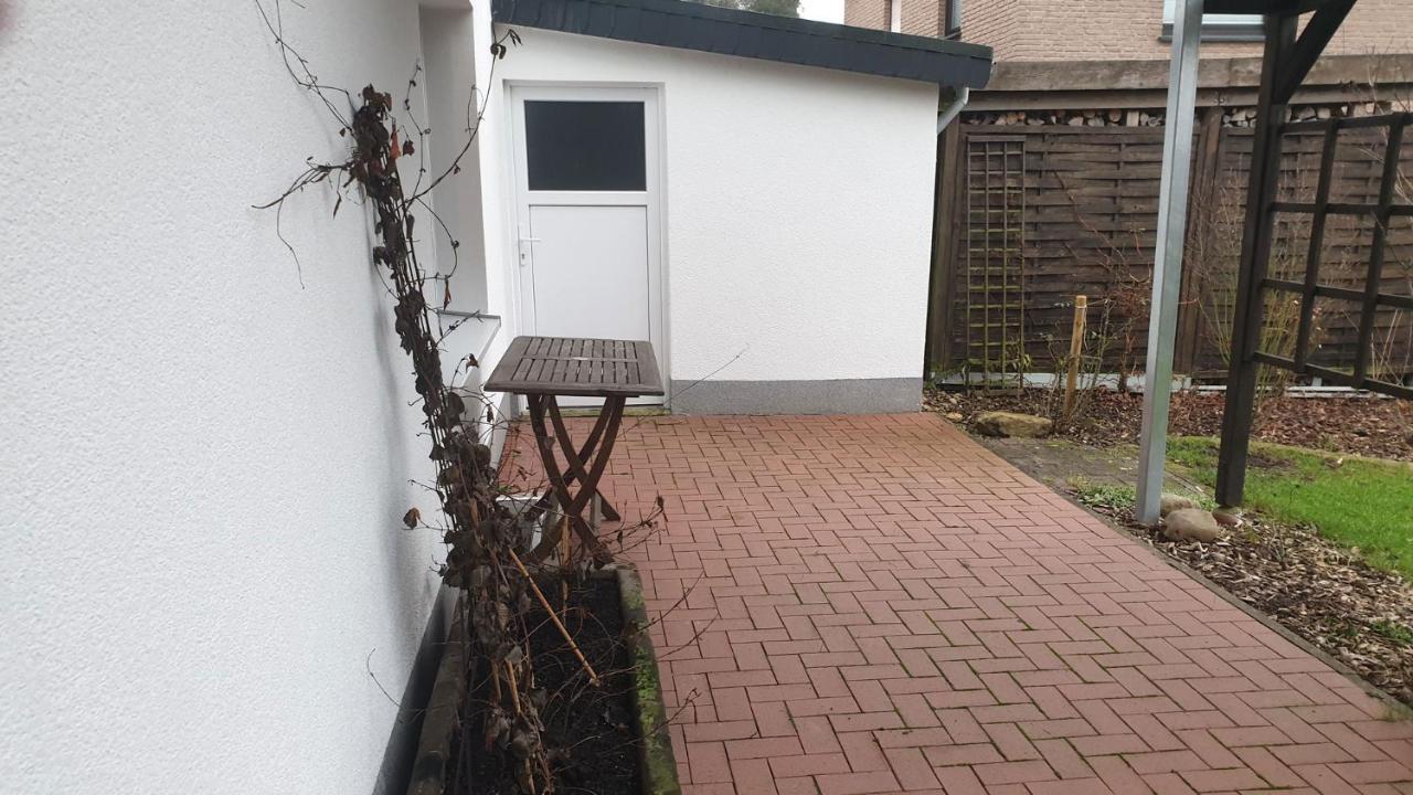 Ferienwohnung Mit Terrasse, Kostenloses Wlan, Parkplatz Bad Oeynhausen Zewnętrze zdjęcie